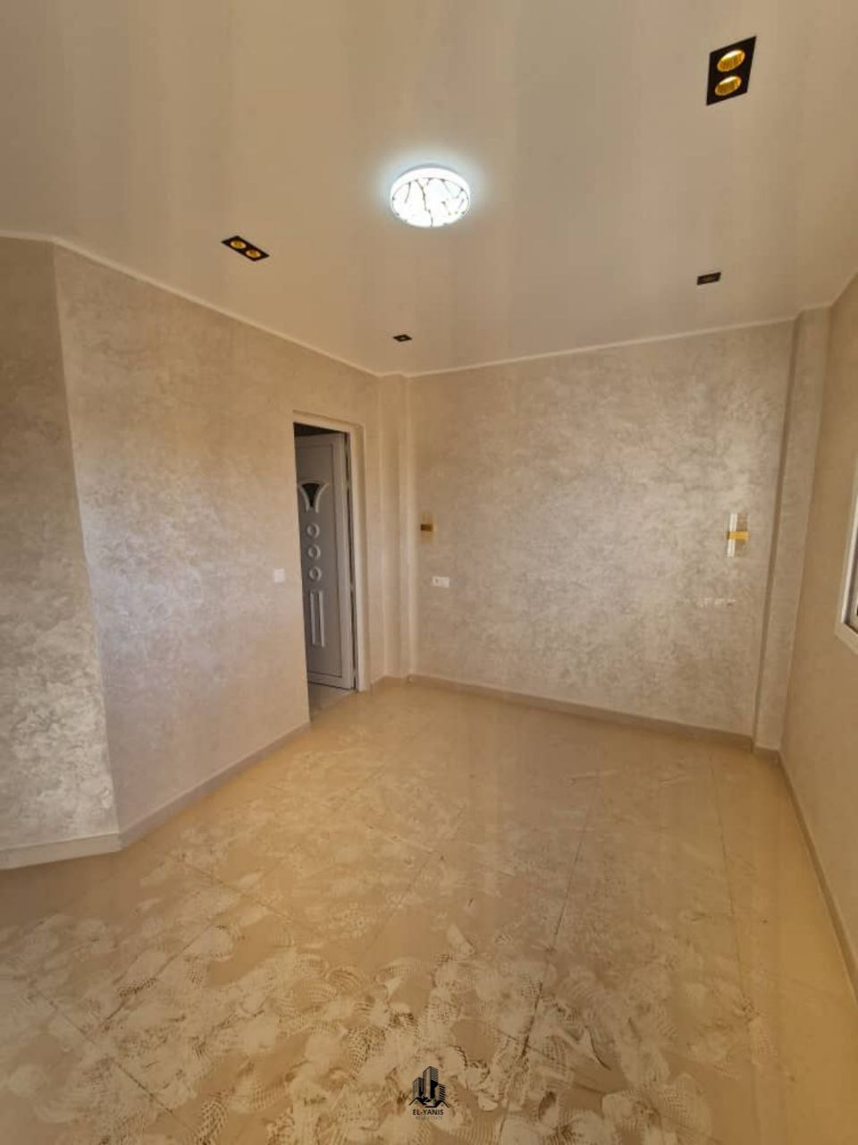 EL-YANIS vous propose des villas R+1 à vendre à El-Assa, Marsa Ben Mehidi